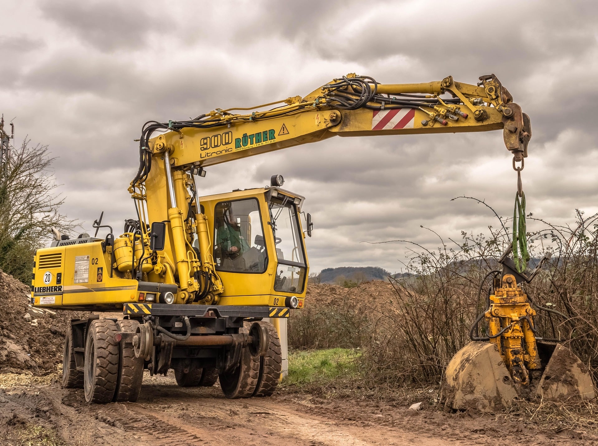 tama66 excavator 1212472 1920